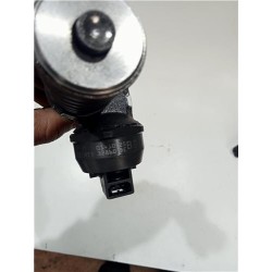 Recambio de inyector para volkswagen golf iv berlina (1j1)(1997) 1.6 16v referencia OEM IAM 0414720038  