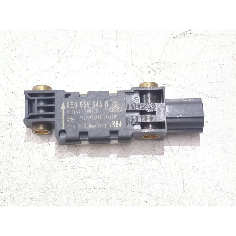Recambio de sensor para audi a4 b7 (8ec) 2.0 tdi 16v referencia OEM IAM 8E0959643B  