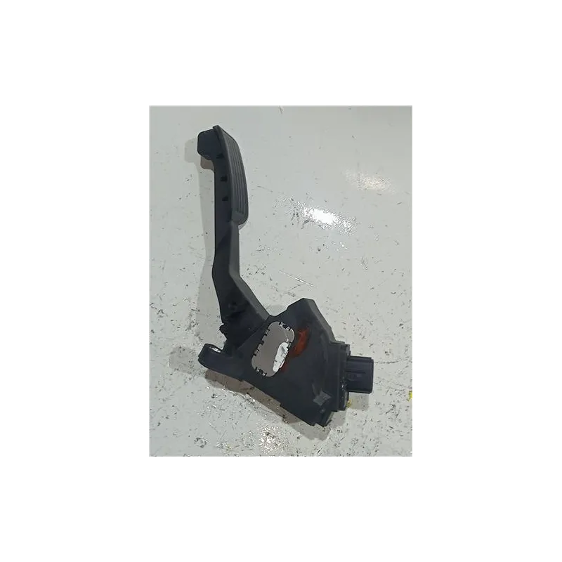 Recambio de potenciometro pedal gas para toyota yaris (ncp1/nlp1/scp1)(1999) 1.3 referencia OEM IAM 781100D011  