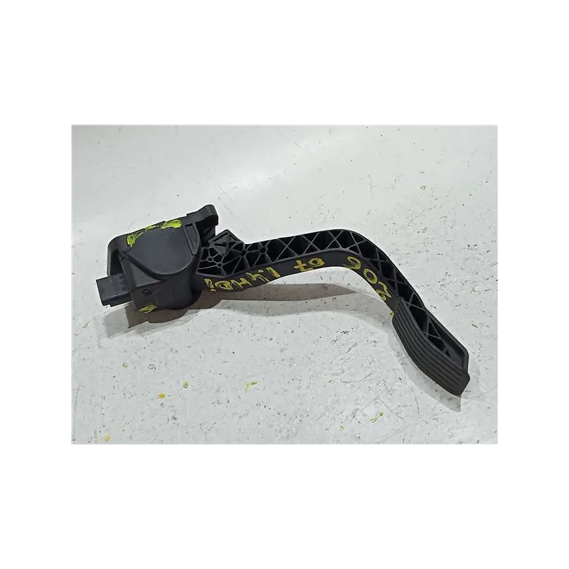 Recambio de potenciometro pedal gas para peugeot 206 sw (2002) 1.4 referencia OEM IAM 0280755074  