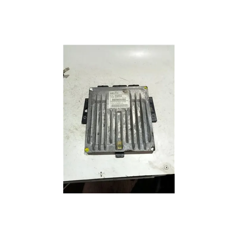 Recambio de centralita inyeccion para renault clio iii (2005) 1.1 75 cv referencia OEM IAM 8200399038  