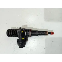 Recambio de inyector para volkswagen golf iv berlina (1j1)(1997) 1.6 16v referencia OEM IAM 0414720038  