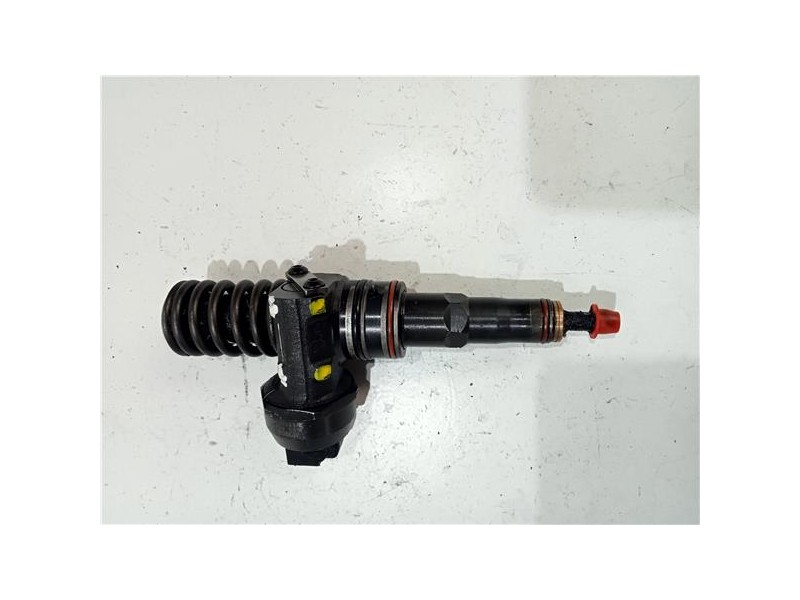 Recambio de inyector para volkswagen golf iv berlina (1j1)(1997) 1.6 16v referencia OEM IAM 0414720038  