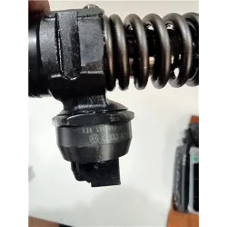 Recambio de inyector para volkswagen golf iv berlina (1j1)(1997) 1.6 16v referencia OEM IAM 0414720038  