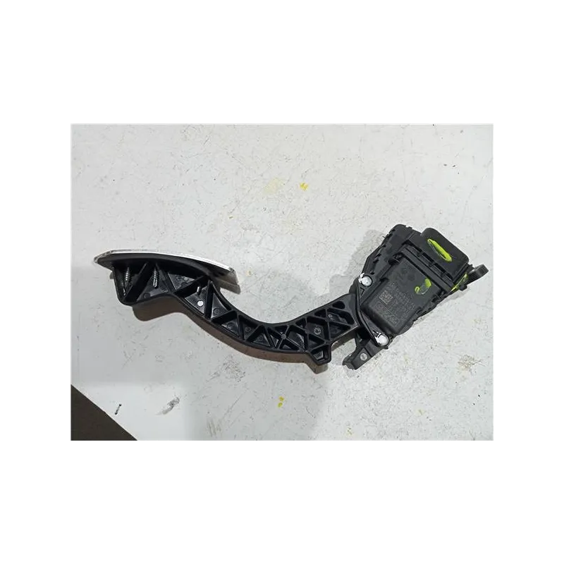 Recambio de potenciometro pedal gas para ford focus berlina (cb4)(2008) referencia OEM IAM 6PV00864132  