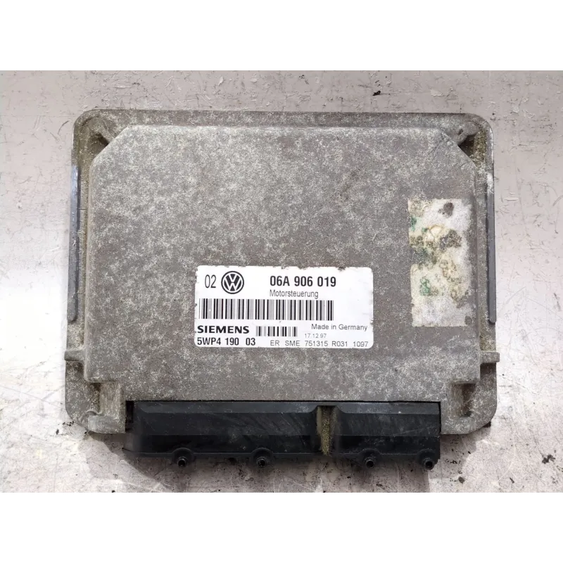 Recambio de centralita inyeccion para volkswagen golf iv (1j1) 1.6 referencia OEM IAM 06A906019 5WP419003  