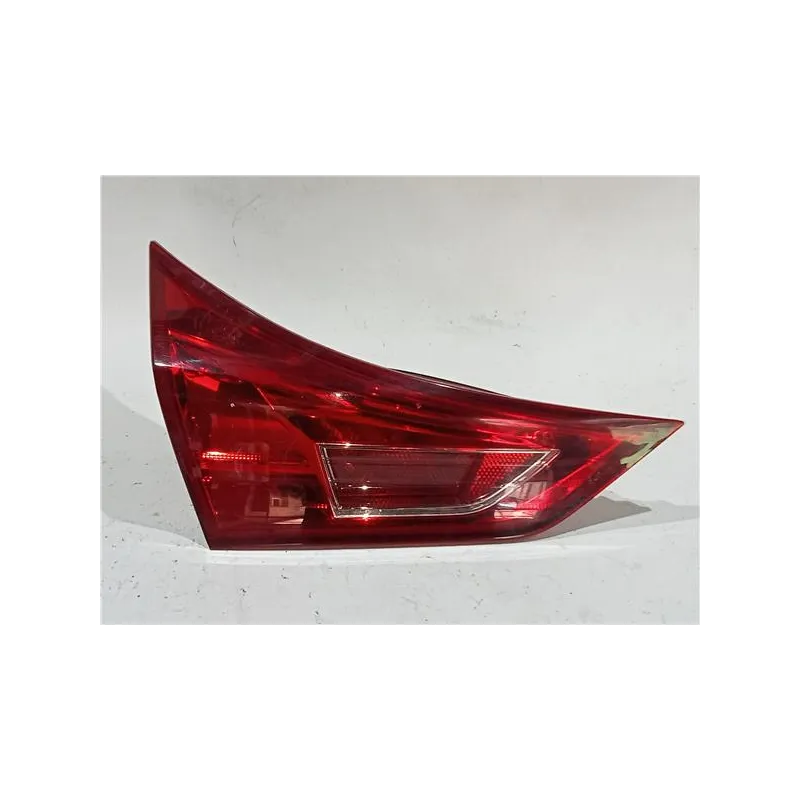 Recambio de piloto trasero izquierdo para toyota auris (e18)(10.2012) referencia OEM IAM KOITO 02260 INTERIOR  