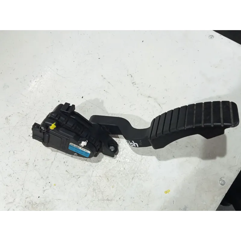 Recambio de potenciometro pedal para renault laguna ii (bg0)(2001) 1.9 dci (bg0g) referencia OEM IAM 8200003392  