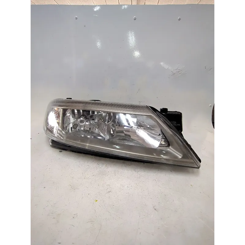 Recambio de faro delantero derecho para renault laguna ii (bg0)(2001) 1.9 dci (bg0g) referencia OEM IAM 8200163324  