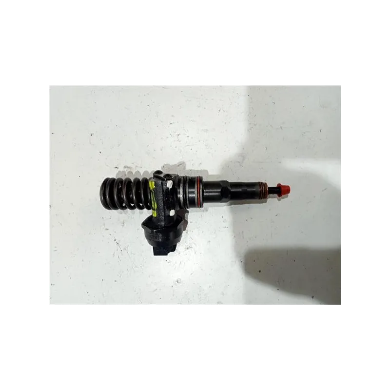 Recambio de inyector para volkswagen golf iv berlina (1j1)(1997) 1.6 16v referencia OEM IAM 038130073AK  