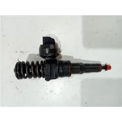 Recambio de inyector para volkswagen golf iv berlina (1j1)(1997) 1.6 16v referencia OEM IAM 038130073AK  