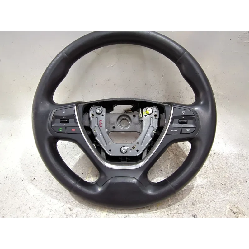 Recambio de volante para hyundai i20 ii (gb, ib) 1.4 crdi referencia OEM IAM 56100C8120  