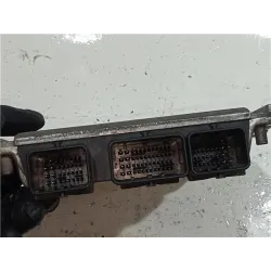 Recambio de centralita inyeccion para peugeot 407 hdi 135 referencia OEM IAM 0281011248 EDC15C289  