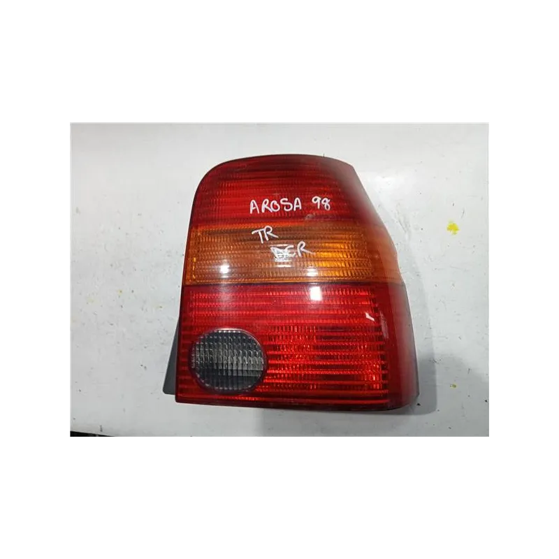Recambio de piloto trasero derecho para seat arosa (6h1)(1997) 1.0 referencia OEM IAM 38020748  