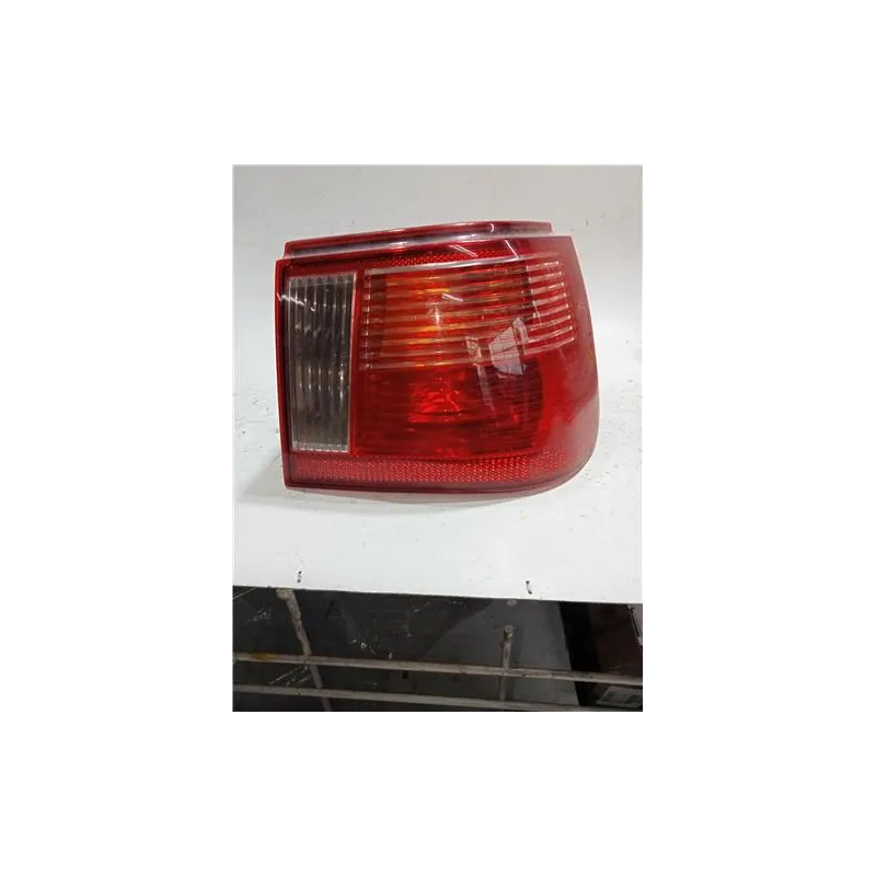 Recambio de piloto trasero derecho para seat ibiza (6k1)(08.1999) 1.4 referencia OEM IAM 6K6945258C  