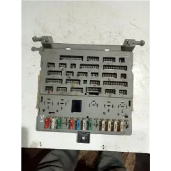 Recambio de caja fusibles/rele para peugeot 205 berlina (02.1983) 1.8 diesel referencia OEM IAM 205 GASOLINA  