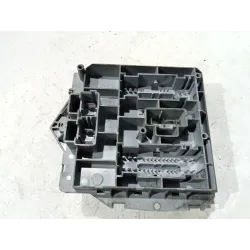 Recambio de caja reles / fusibles para alfa romeo 147 (190)(2000) 1.9 jtd 16v referencia OEM IAM 46558760  