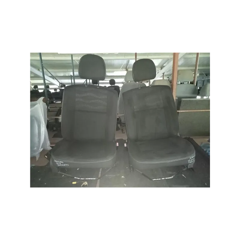 Recambio de juego asientos para dacia sandero i (06.2008) referencia OEM IAM JUEGO DE ASIENTOS COMPLETOS  