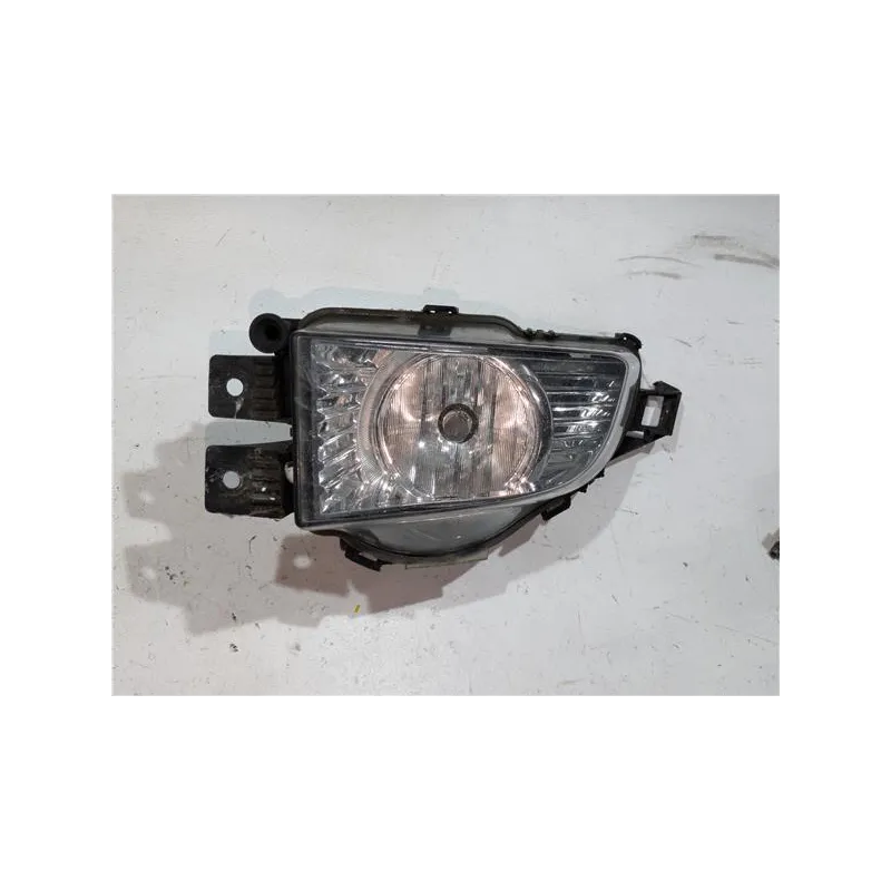 Recambio de faro antiniebla derecho para opel insignia berlina (2008) 2.0 cdti referencia OEM IAM 13226829R  
