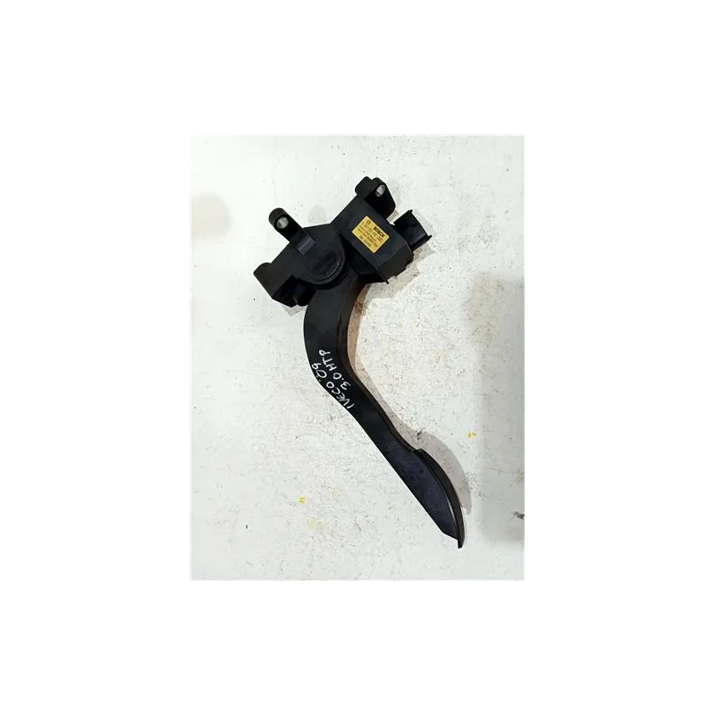 Recambio de potenciometro pedal gas para iveco daily furgón (2006) referencia OEM IAM 504061734  
