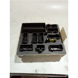 Recambio de caja fusibles/rele para ford focus berlina (cap)(08.2004) 2.0 ghia [2,0 ltr. - 100 kw tdci cat] referencia OEM IAM 9