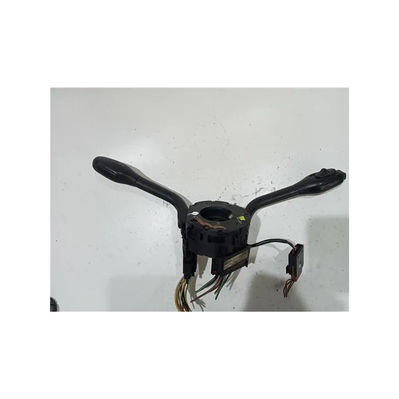 Recambio de mando multifuncion para seat ibiza (6k1)(1993) 1.4 i referencia OEM IAM 6K6953503AC  