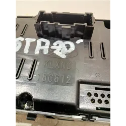 Recambio de mandos climatizador para ford fiesta (cbk)(2002) referencia OEM IAM 18C612 90026158  