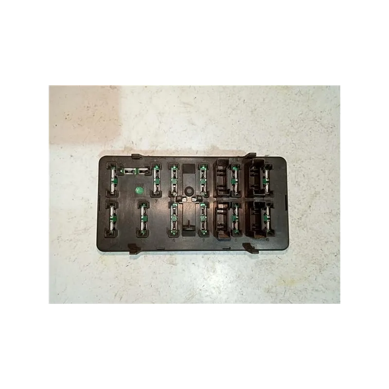 Recambio de caja fusibles/rele para fiat i scudo (222)(1995) referencia OEM IAM 518704002  