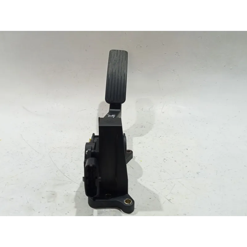 Recambio de potenciometro pedal para ssangyong rexton (04.2003) 2.7 xdi referencia OEM IAM 2055021000  