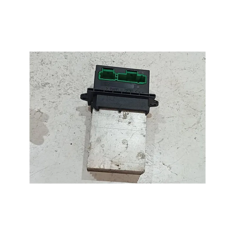 Recambio de resistencia calefaccion para renault clio iii (2005) 1.1 75 cv referencia OEM IAM F657165WM  