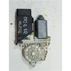 Recambio de motor elevalunas delantero izquierdo para seat toledo (1m2)(03.1999) 1.9 tdi referencia OEM IAM 9776105402301  