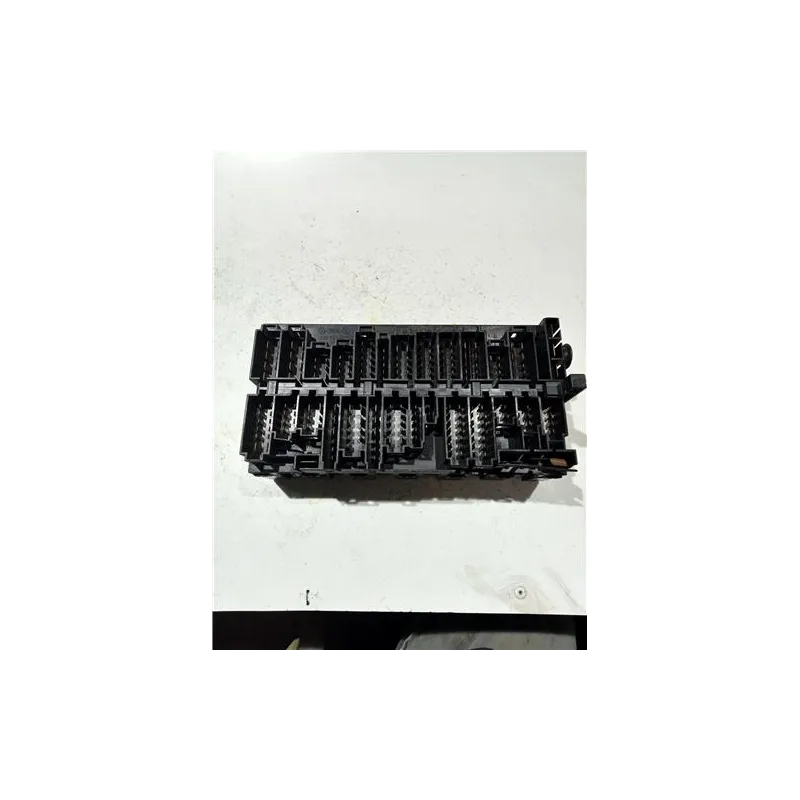 Recambio de caja reles para volkswagen passat berlina (3b3)(2000) 1.9 tdi referencia OEM IAM 357937039  