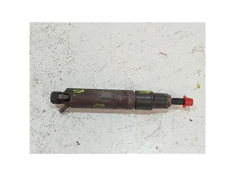 Recambio de inyector para volkswagen golf iv berlina (1j1)(1997) 1.6 16v referencia OEM IAM 028130202P  