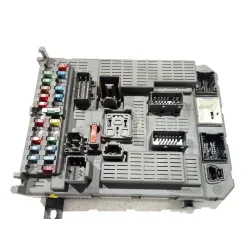 Recambio de caja reles / fusibles para citroën c5 berlina hdi (dcrhzb, dcrhze) referencia OEM IAM 9643805380  
