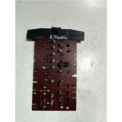 Recambio de caja fusibles/rele para renault trafic ii combi (04.2001) referencia OEM IAM 2122928  