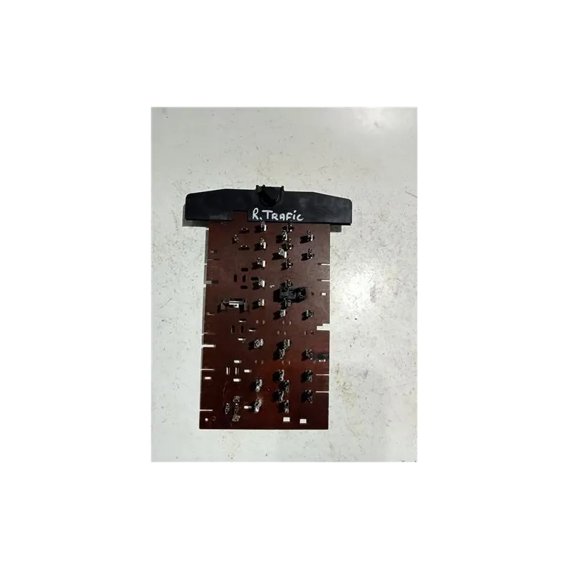 Recambio de caja fusibles/rele para renault trafic ii combi (04.2001) referencia OEM IAM 2122928  