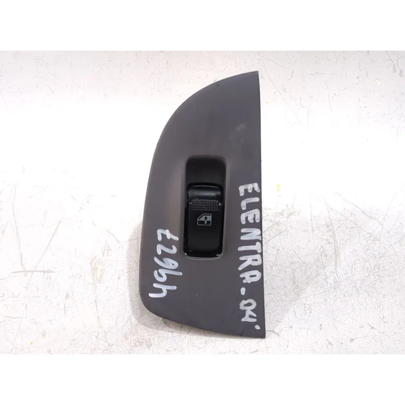Recambio de mando elevalunas trasero izquierdo para hyundai elantra (xd)(2000) 2.0 crdi referencia OEM IAM 935822D200  