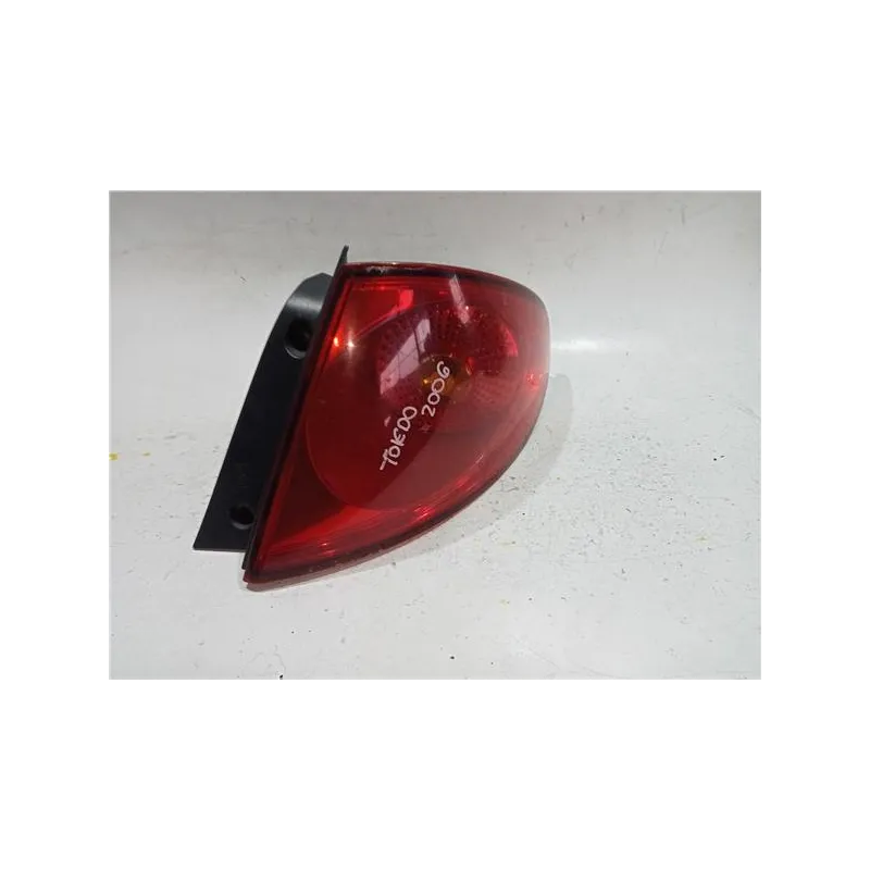 Recambio de piloto trasero derecho para seat toledo (5p2)(09.2004) 2.0 tdi 16v referencia OEM IAM 5P5945096C  