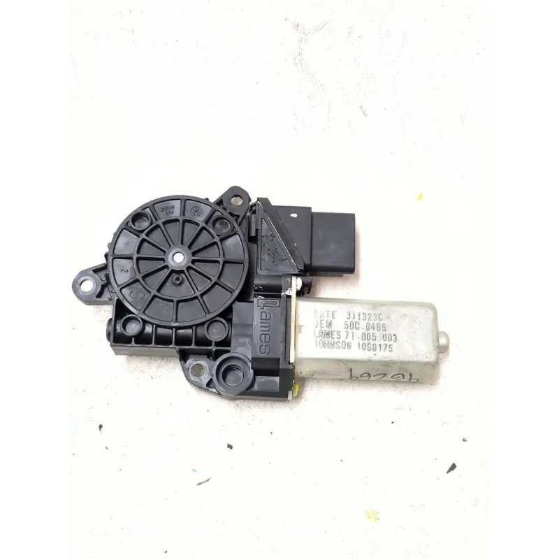 Recambio de motor elevalunas trasero izquierdo para kia venga (yn) 1.4 cvvt referencia OEM IAM 1060175  