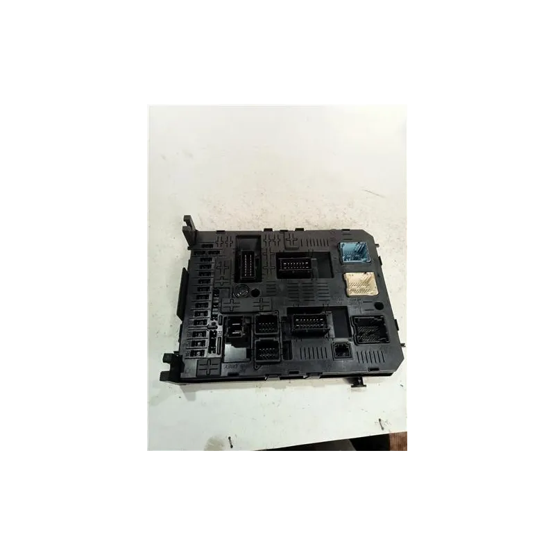 Recambio de caja fusibles/rele para citroën c4 picasso (2007) 1.6 hdi referencia OEM IAM 2811975952  