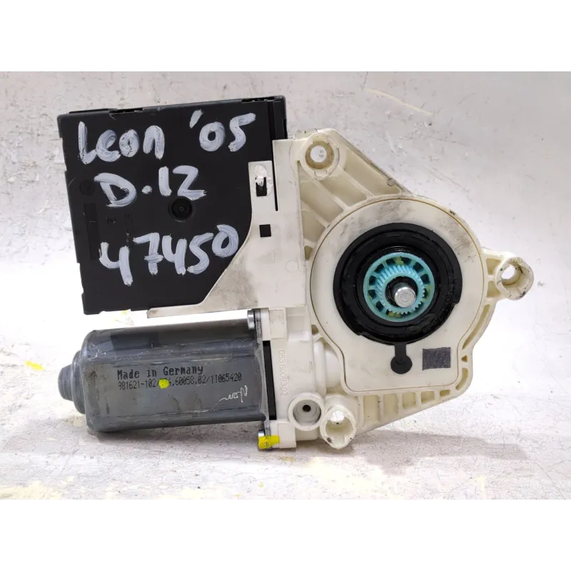 Recambio de motor elevalunas delantero izquierdo para seat leon (1p1) 1.9 tdi referencia OEM IAM 1K0959793H  