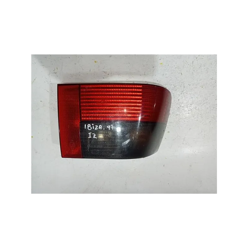 Recambio de piloto trasero izquierdo para seat ibiza (6k1)(1993) 1.4 i referencia OEM IAM PILOTO TRASERO 96223900  