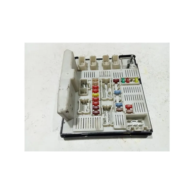 Recambio de caja fusibles/rele para renault megane ii classic berlina (2003) referencia OEM IAM 8200481866  
