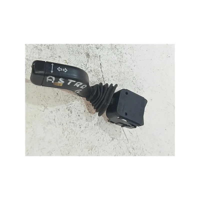 Recambio de mando multifuncion para opel astra g berlina di referencia OEM IAM 90560990  