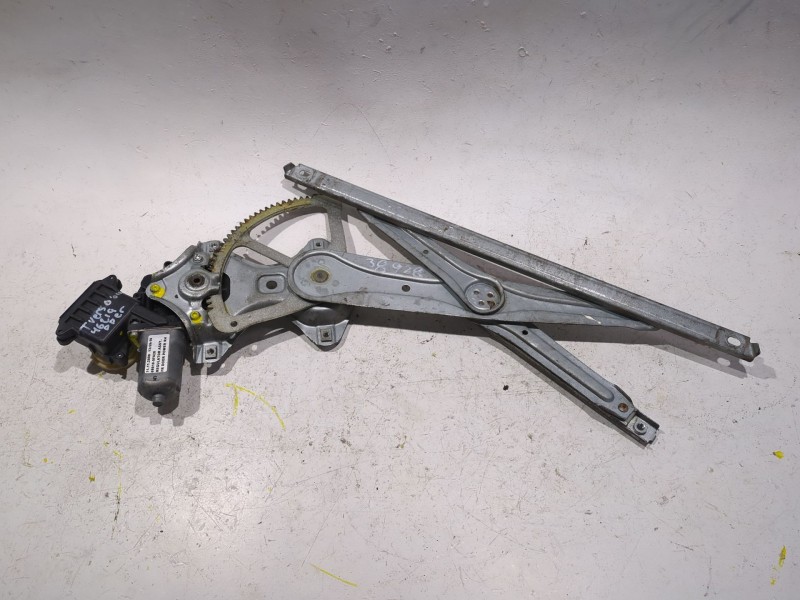 Recambio de mecanismo elevalunas delantero derecho para toyota verso (aur2/zgr2)(2009) 2.0 d-4d referencia OEM IAM 698100F020  