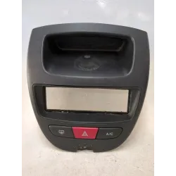 Recambio de consola central para citroën c1 (2005) 1.0 sx [1,0 ltr. - 50 kw cat (cfb / 384f)] referencia OEM IAM 160900008001  
