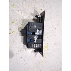 Recambio de botonera puerta trasera izquierda para toyota verso (aur2/zgr2)(2009) 2.0 d-4d referencia OEM IAM 742720F010  