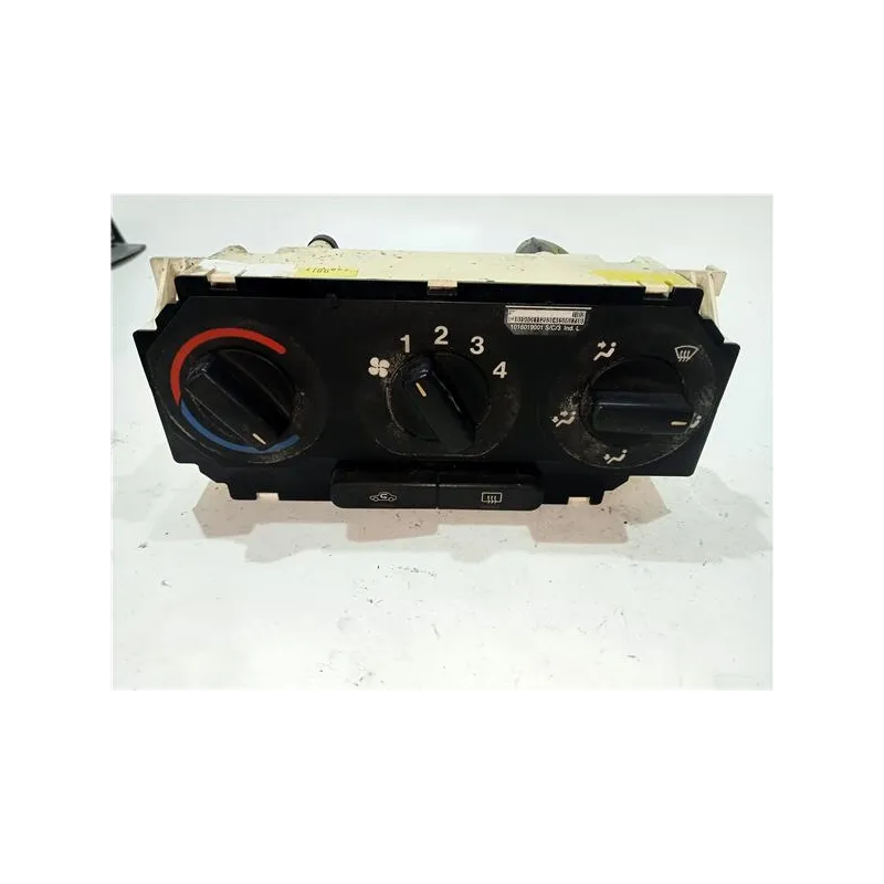 Recambio de mandos climatizador para opel astra g berlina di referencia OEM IAM 90560365  