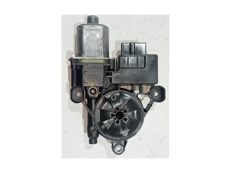 Recambio de motor elevalunas trasero derecho para skoda fabia (nj3)(08.2014) 1.0 ambition [1,0 ltr. - 70 kw tsi] referencia OEM 