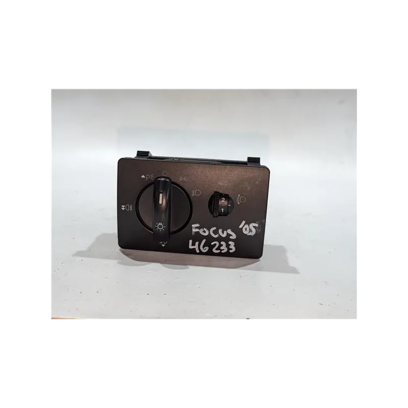 Recambio de mando de luces para ford focus ii (da_) 1.8 tdci referencia OEM IAM 4M5T13A024LA  